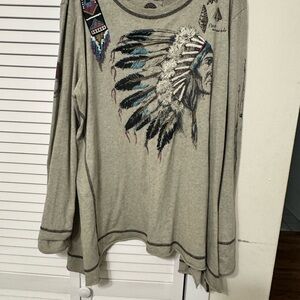 Double D Ranch Gray Feather Graphic Long Sleeve Tee